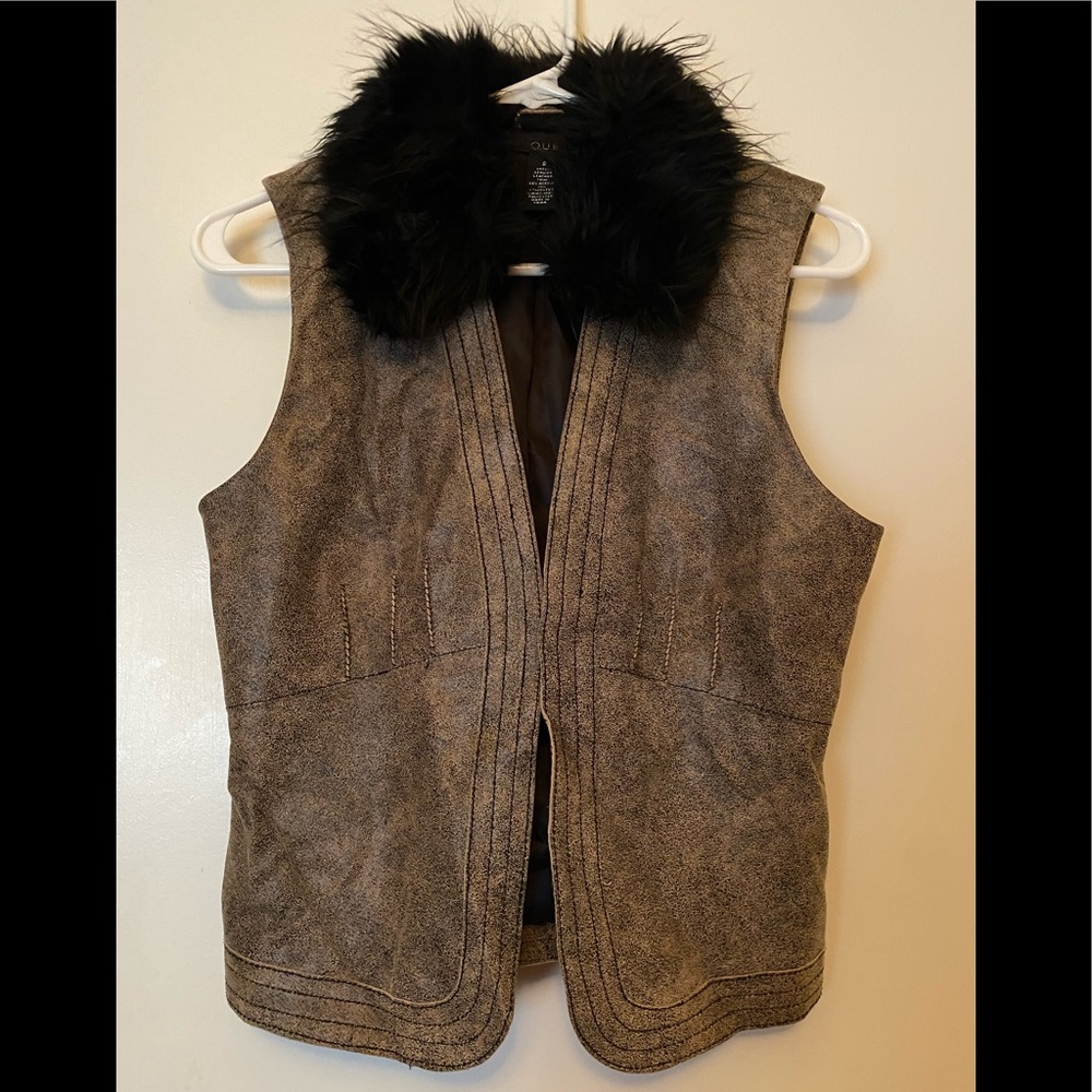 Genuine leather vest with faux fur trim